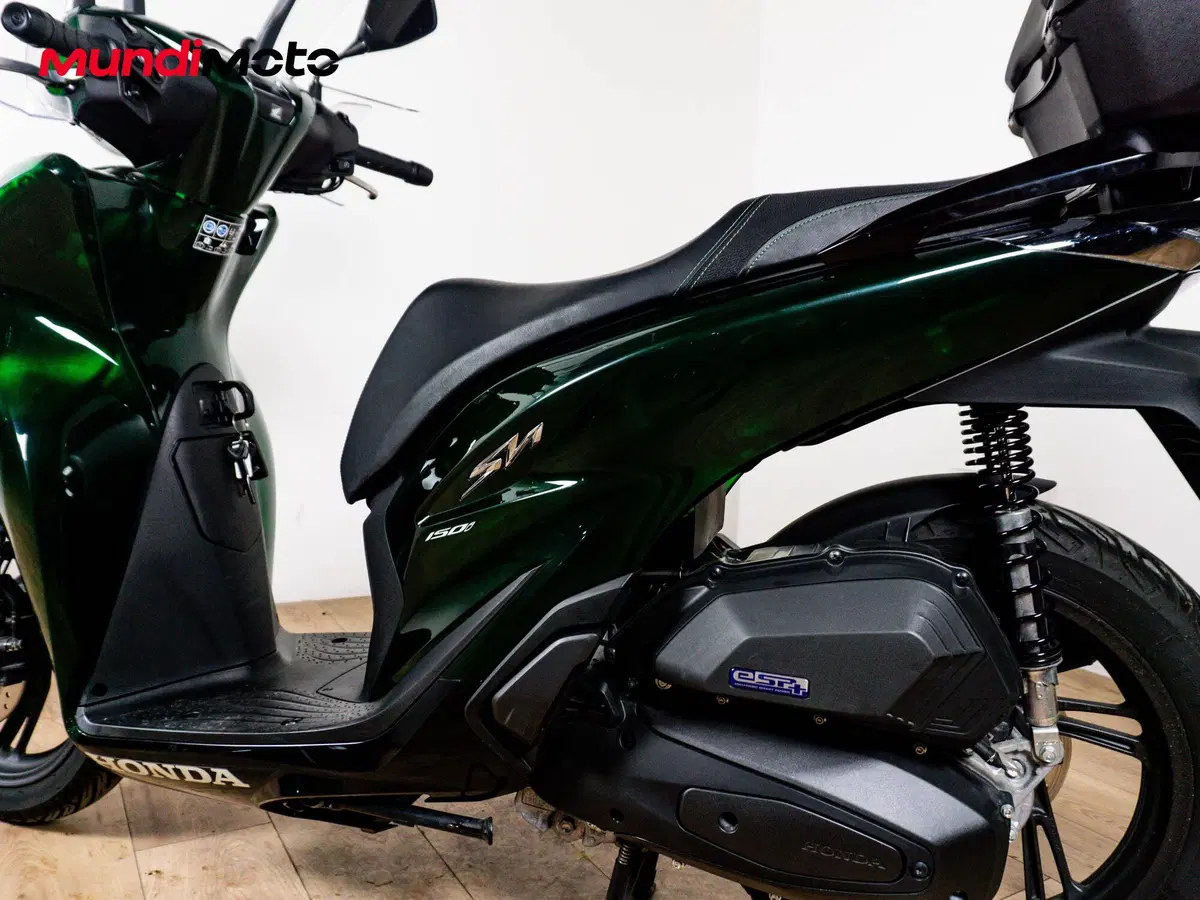 Honda SH 150i Vetro (2024 - 25) (10)