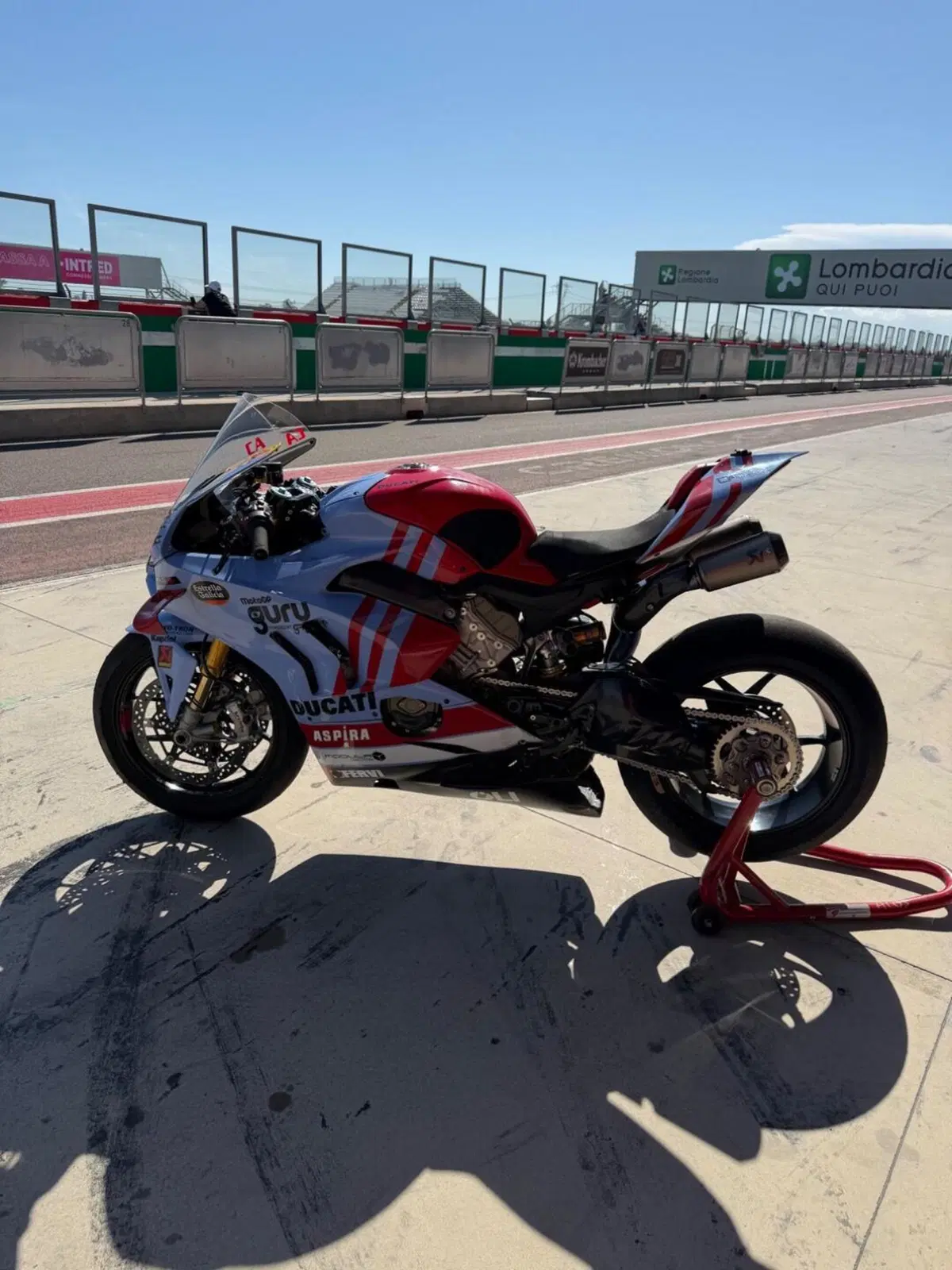 Ducati Panigale V4 (2022 - 24) (2)