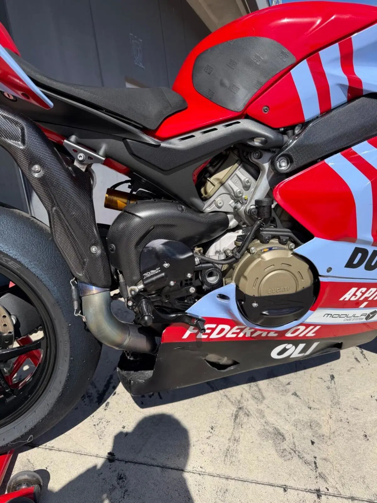 Ducati Panigale V4 (2022 - 24) (3)