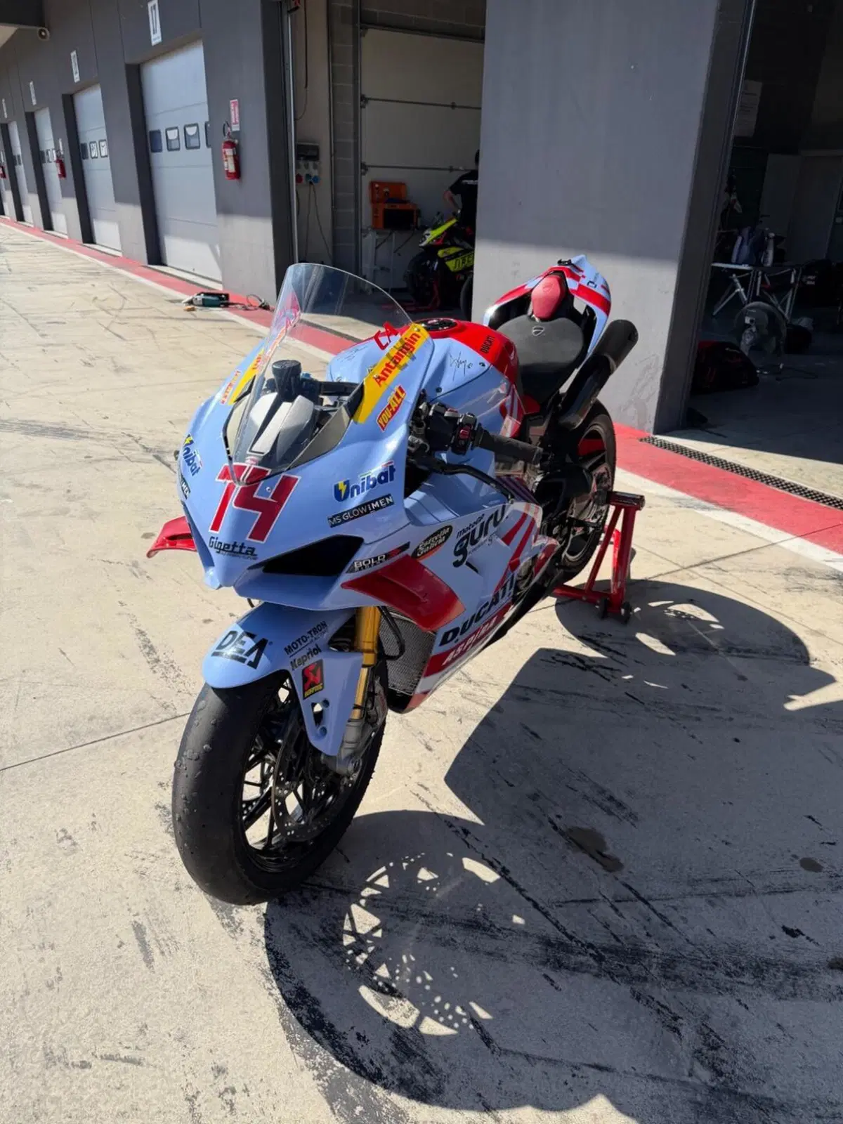 Ducati Panigale V4 (2022 - 24) (12)