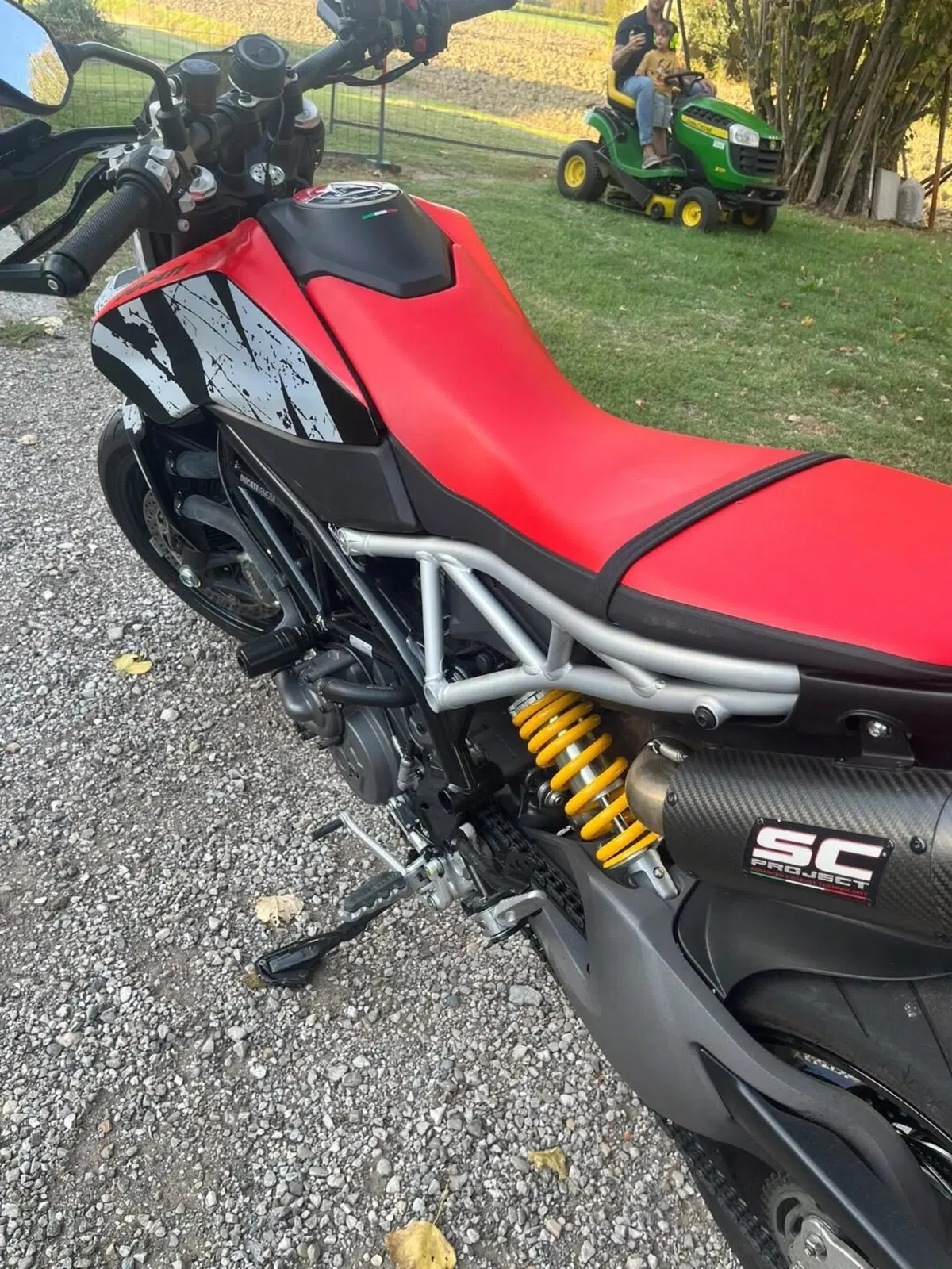 Ducati Hypermotard 950 RVE (2022 - 25) (3)