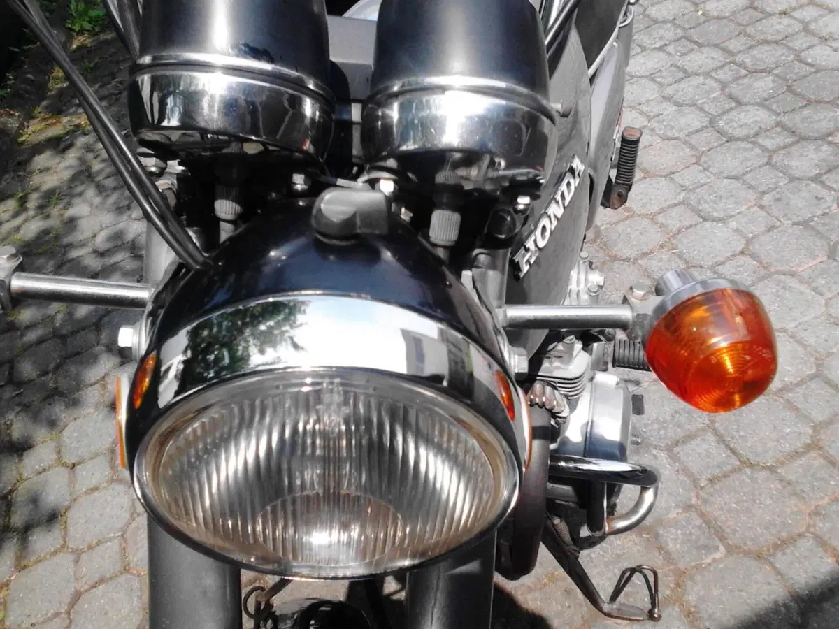 Honda CB 350 FOUR (3)