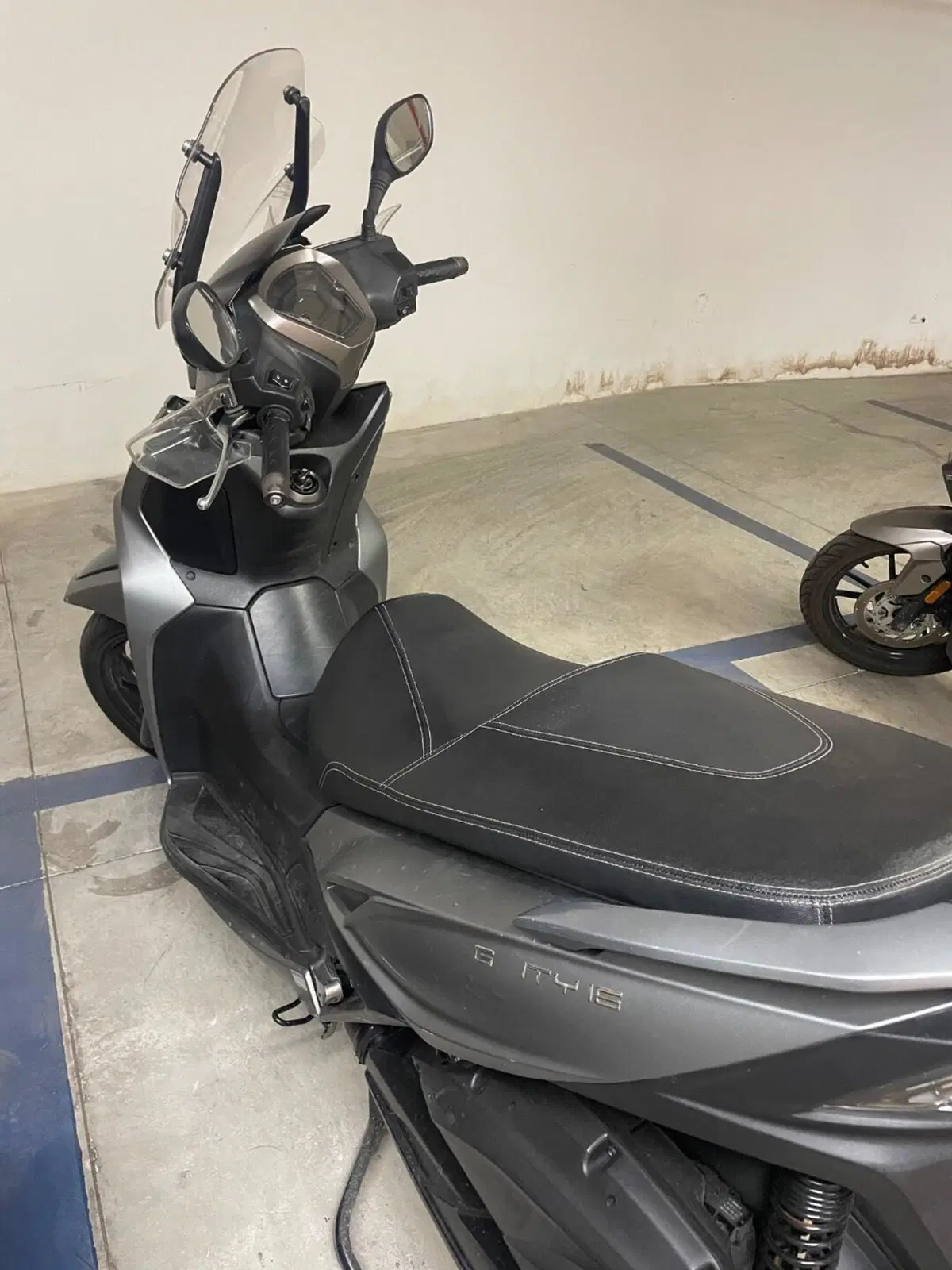 Kymco Agility 300i (2021 - 25) (6)