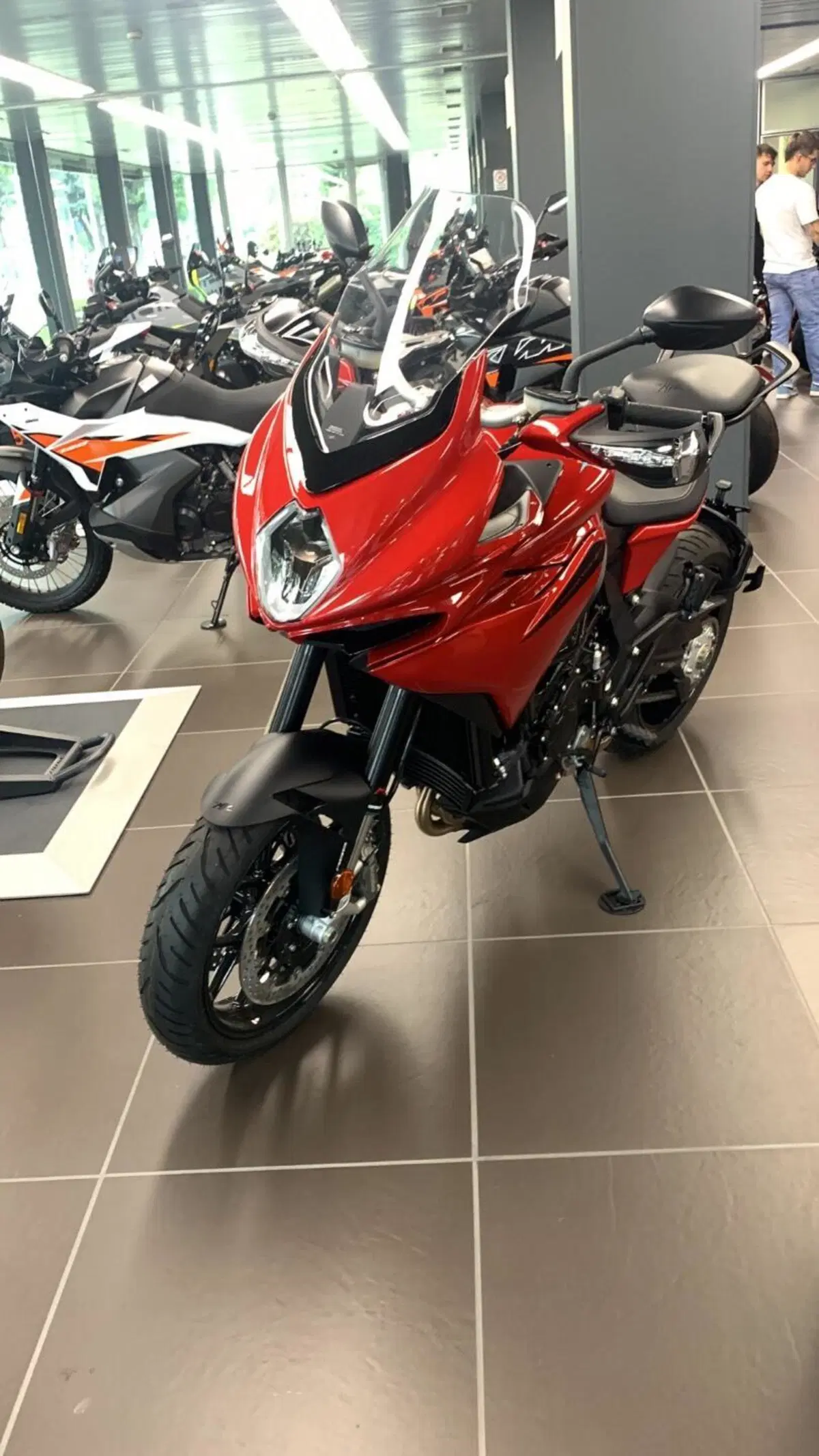 MV Agusta Turismo Veloce 800 R (2023 - 26) (3)