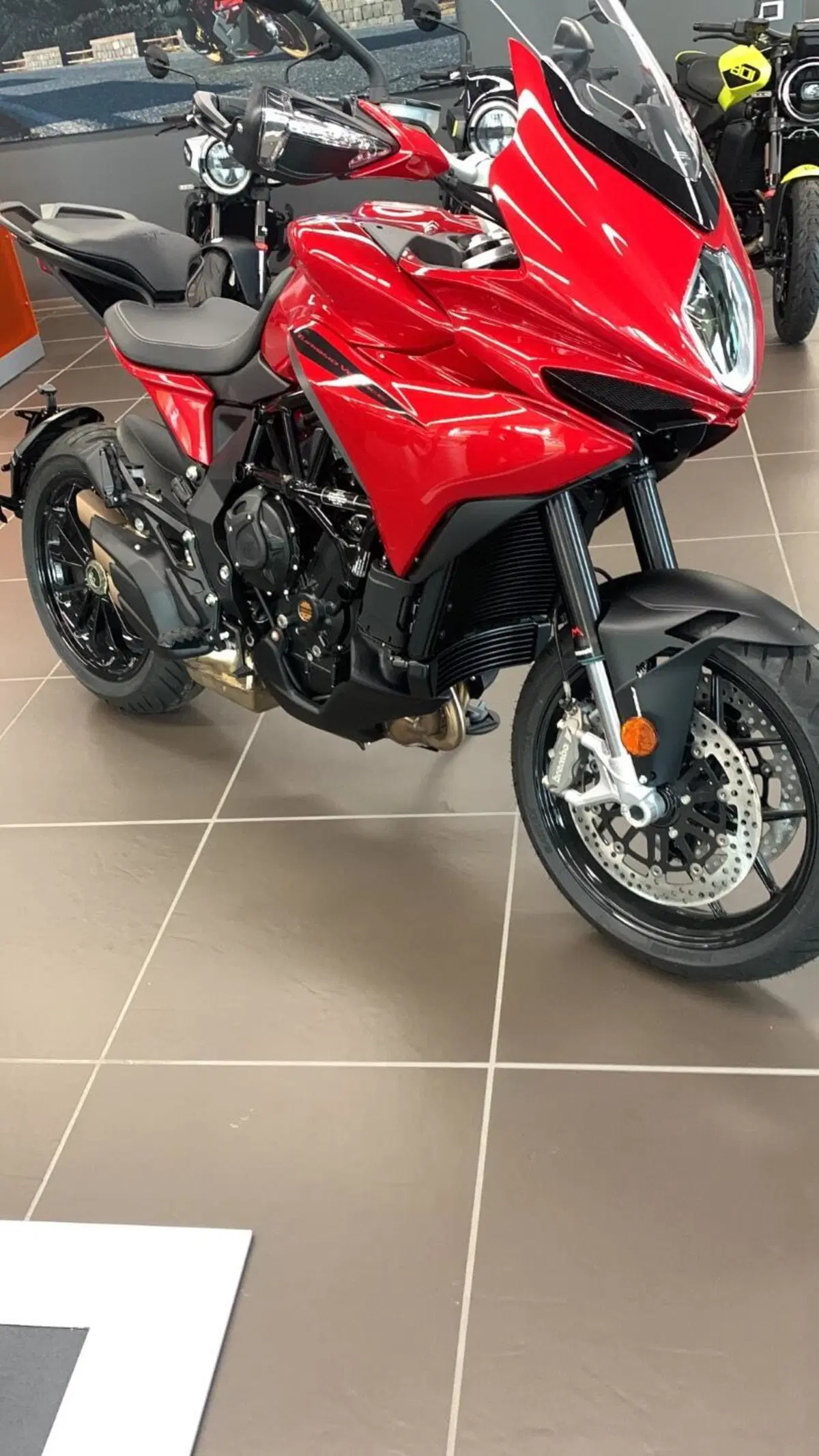 MV Agusta Turismo Veloce 800 R (2023 - 26) (5)