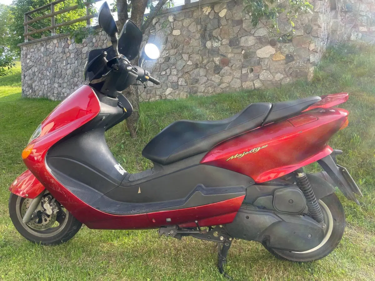 Yamaha Majesty 125 (2000 - 06)