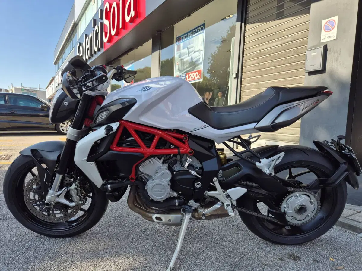 MV Agusta Brutale 800 EAS ABS (2012 - 15) (4)
