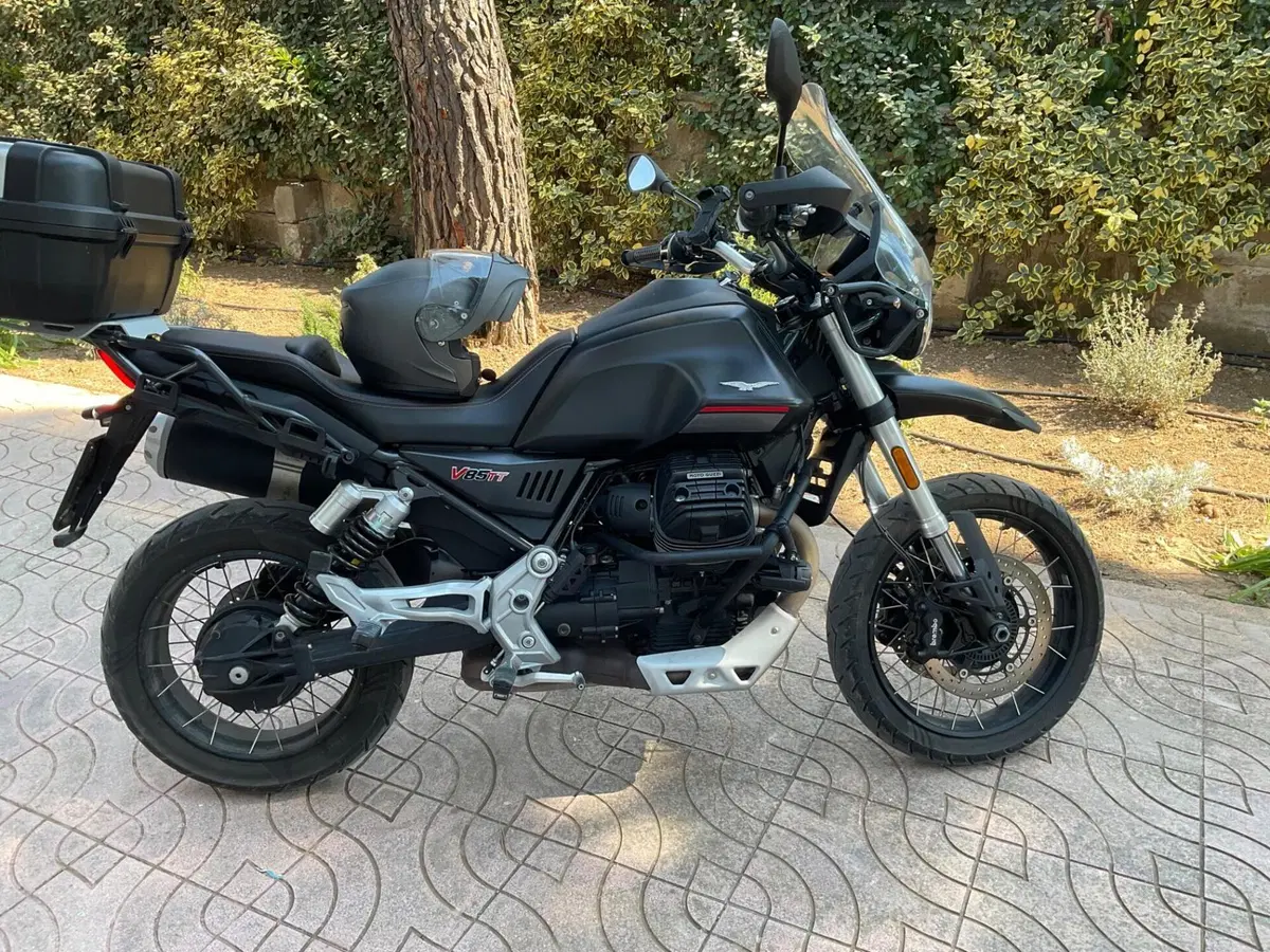 Moto Guzzi V85 TT (2019 - 20)