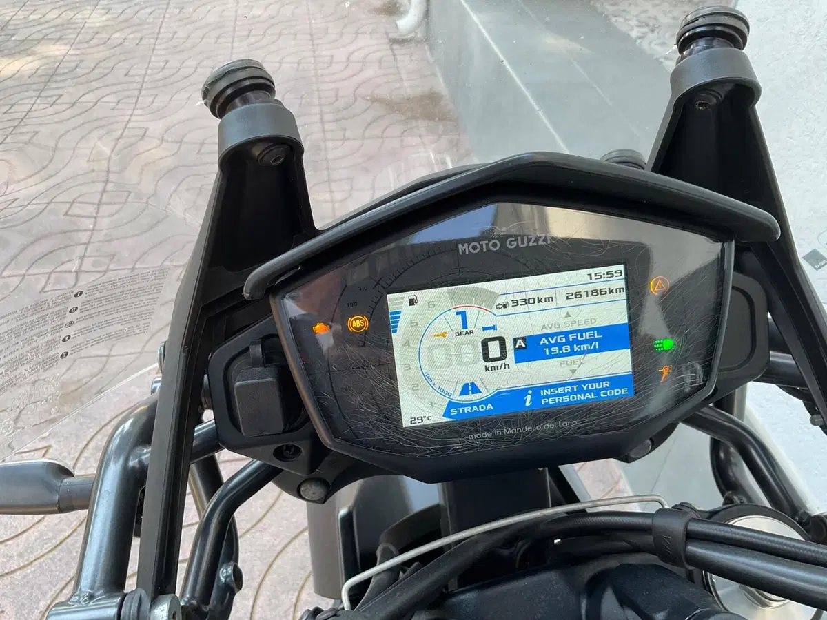 Moto Guzzi V85 TT (2019 - 20) (2)