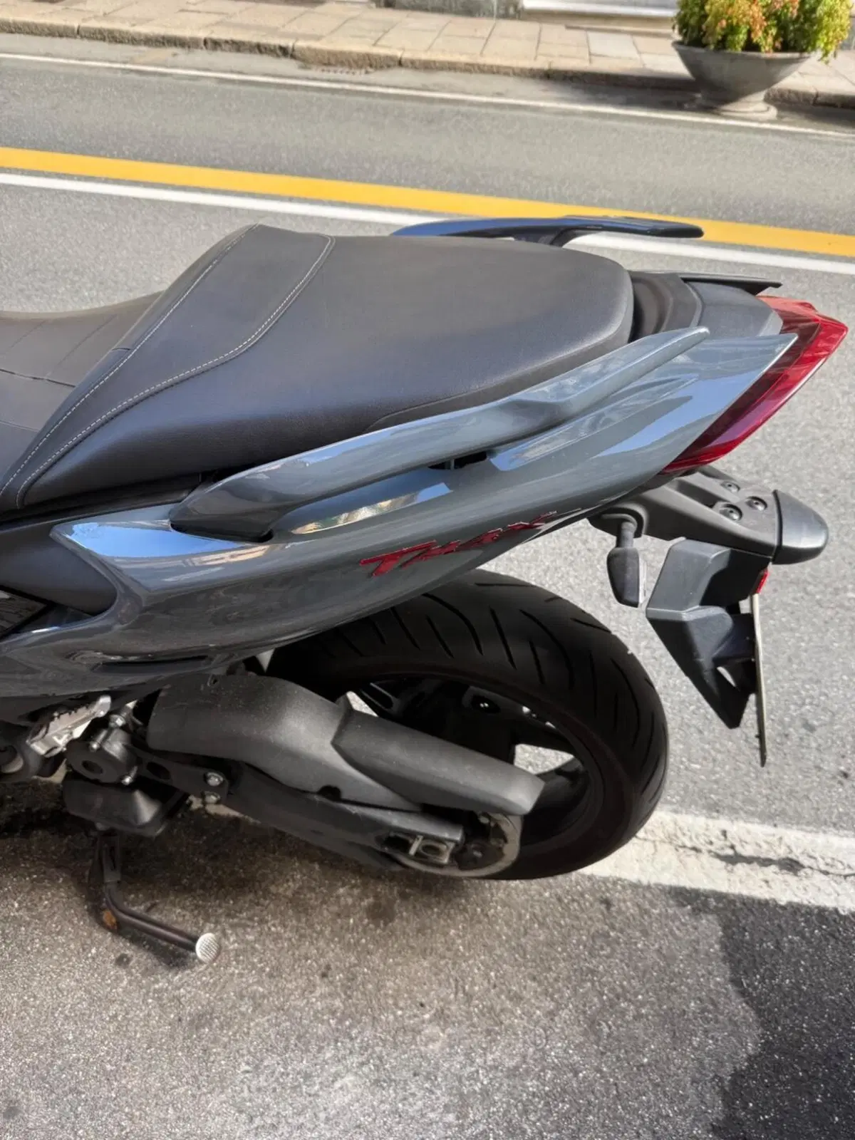 Yamaha T-Max 560 Tech Max (2021) (3)