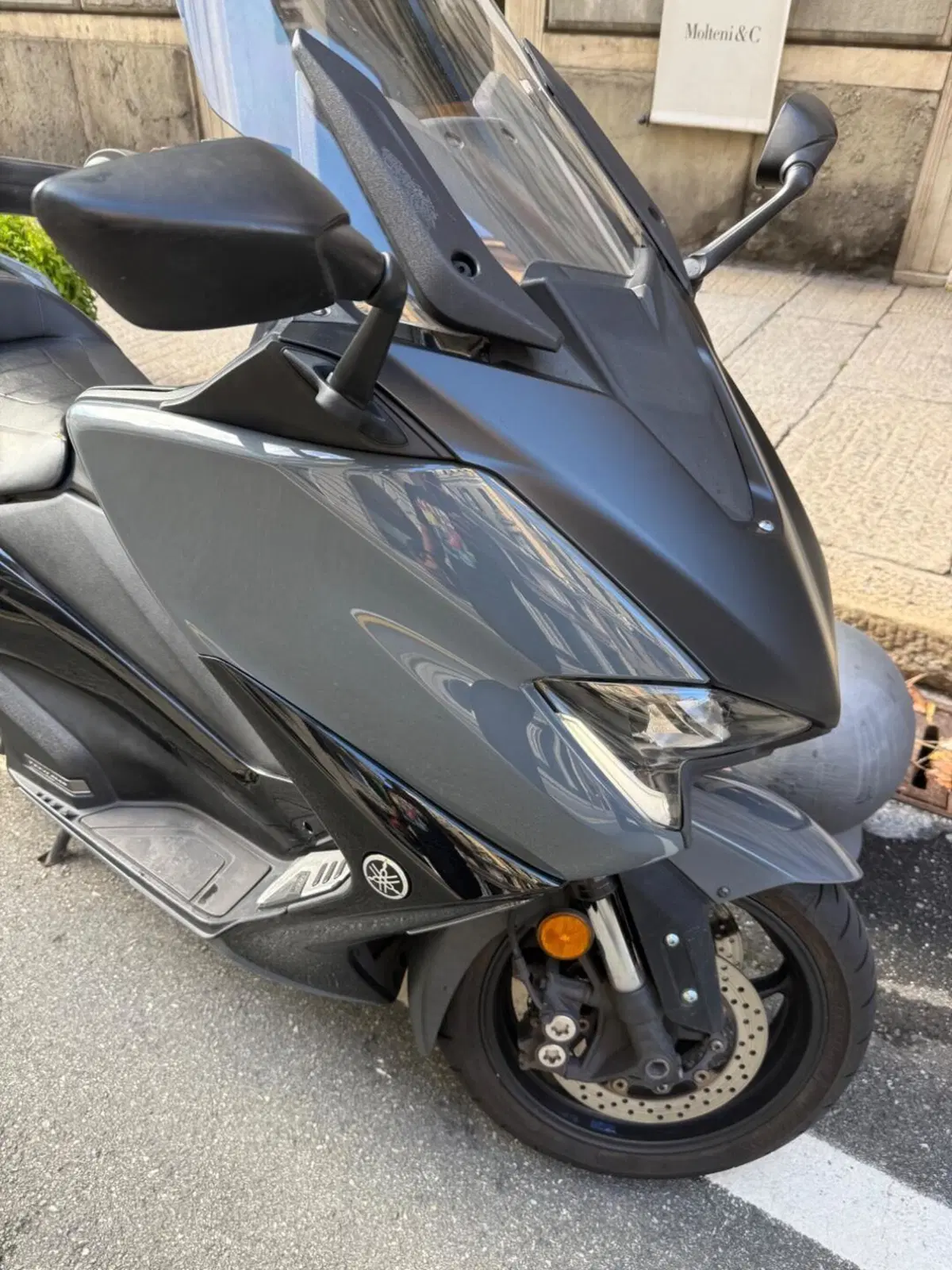 Yamaha T-Max 560 Tech Max (2021) (7)
