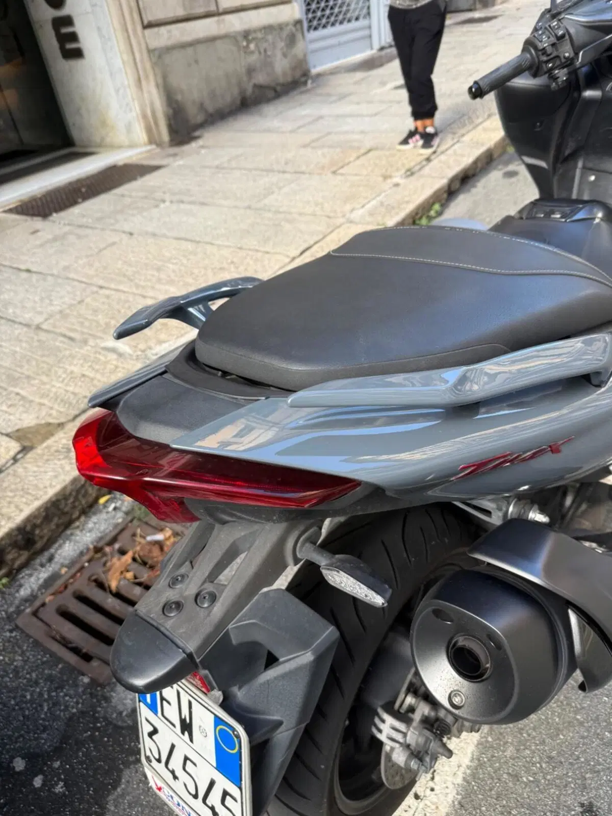 Yamaha T-Max 560 Tech Max (2021) (14)
