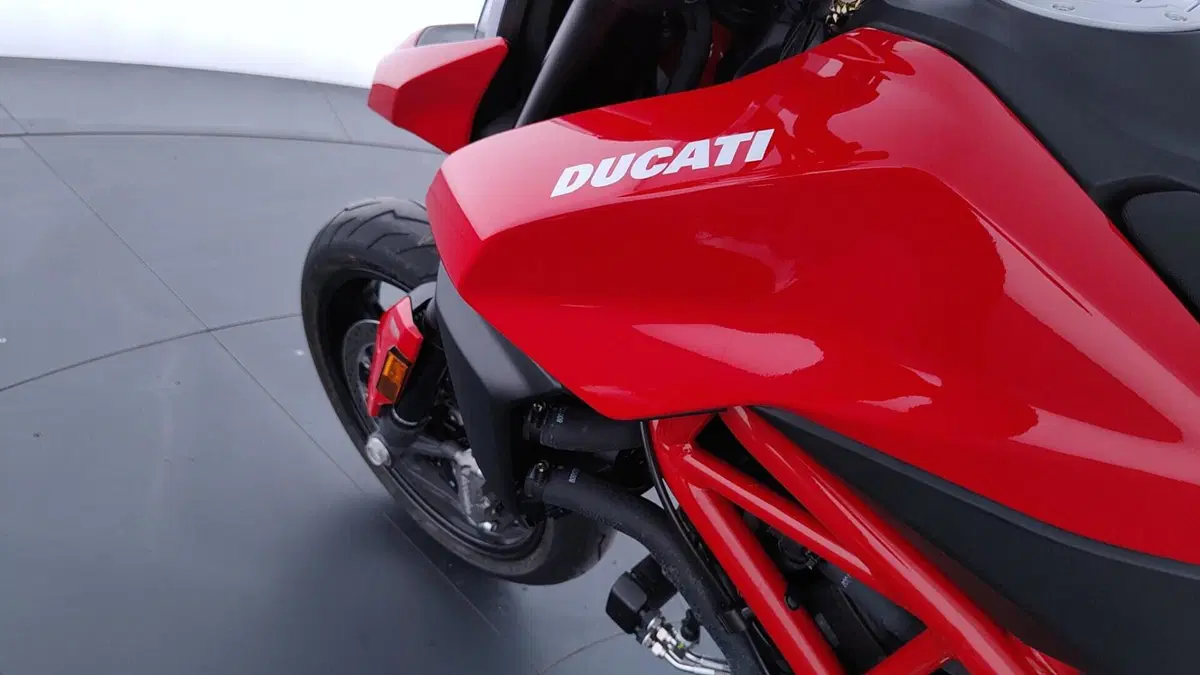 Ducati Hypermotard 950 (2022 - 25) (10)