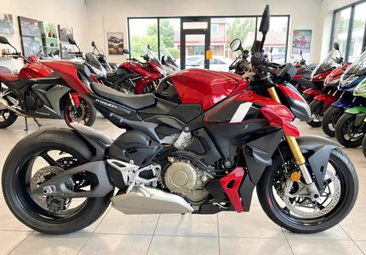Ducati Streetfighter V4 S 100 (2026)