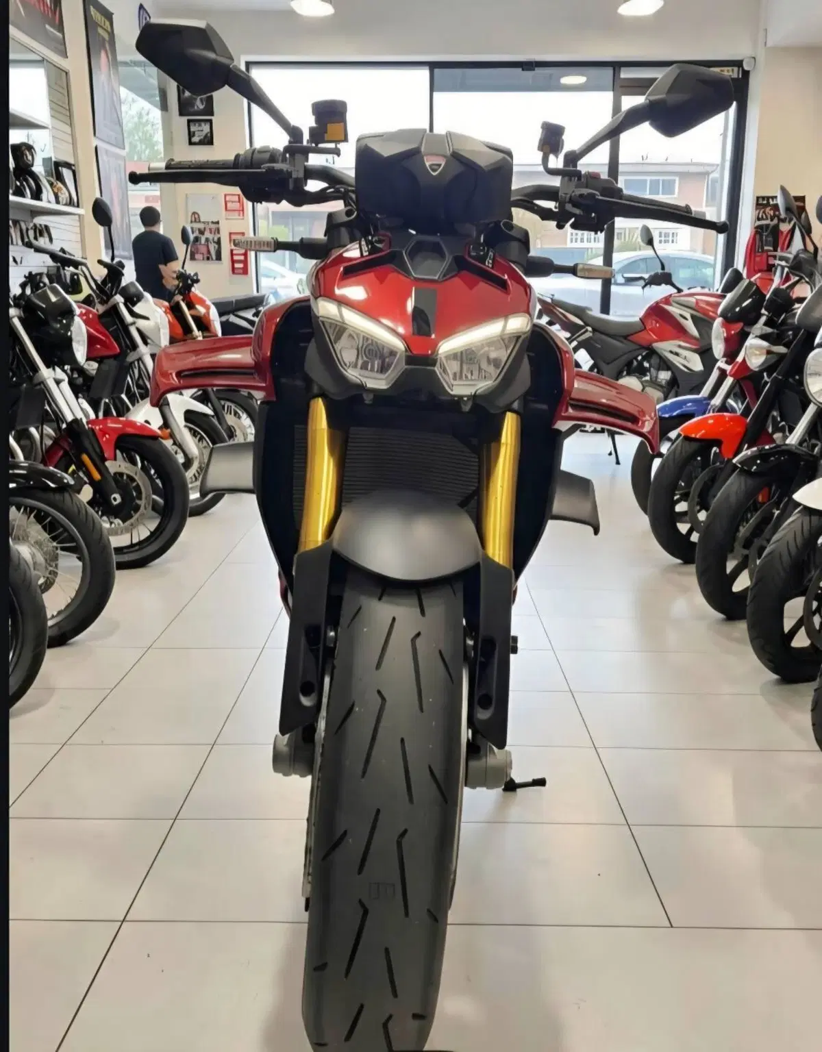 Ducati Streetfighter V4 S 100 (2026) (4)