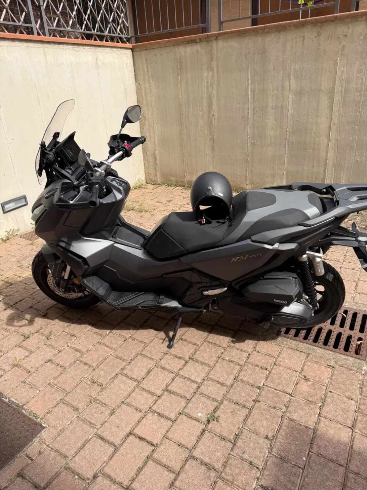 Honda ADV 350 (2022 - 24) (2)