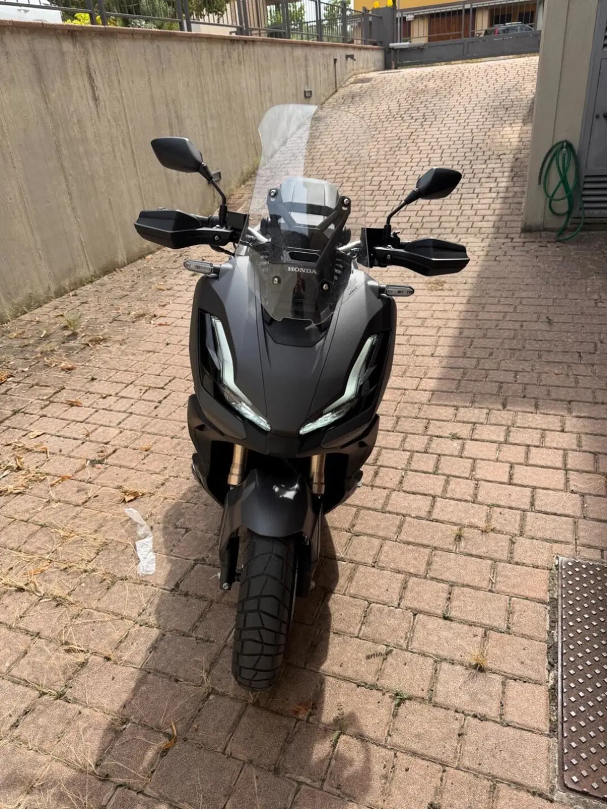Honda ADV 350 (2022 - 24) (6)