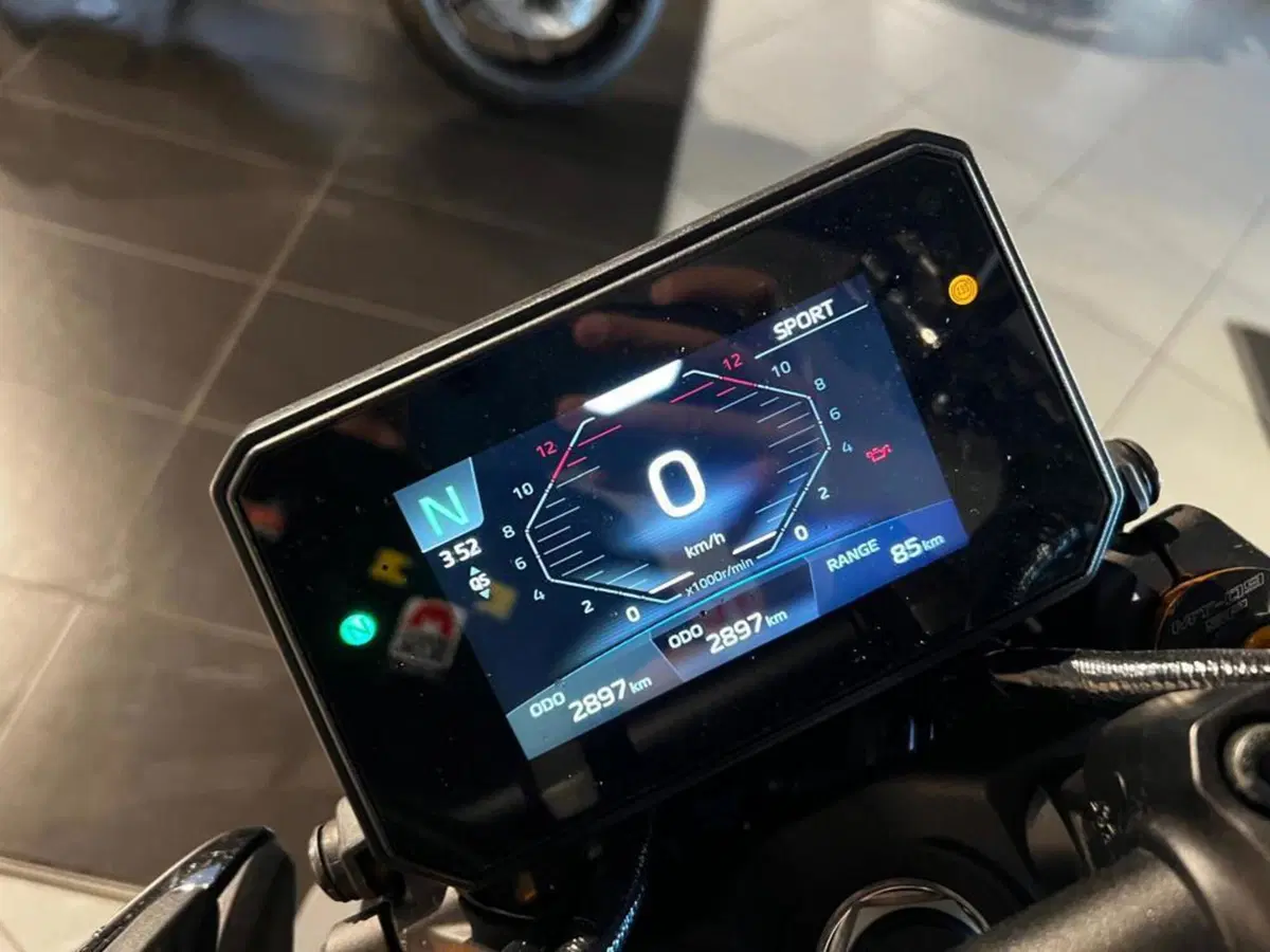 Yamaha MT-09 SP (2024 - 26) (3)