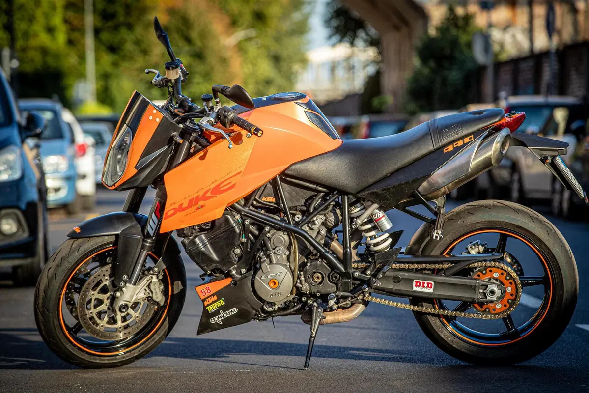 KTM 990 Super Duke (2005 - 07) (3)