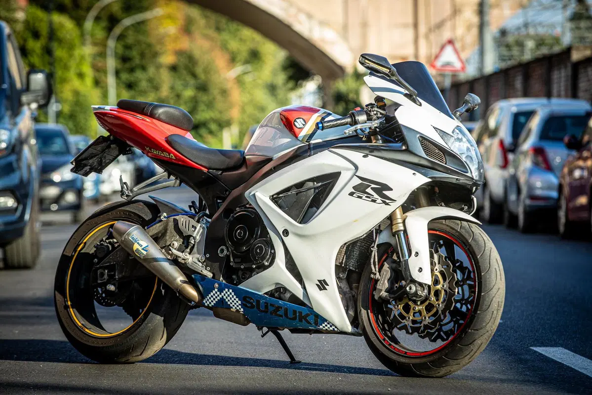 Suzuki GSX R 600 (2006 - 07) (2)