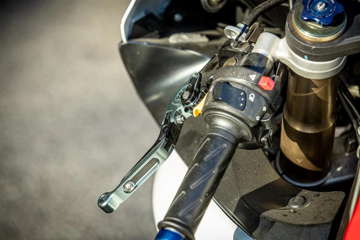 Suzuki GSX R 600 (2006 - 07) (11)