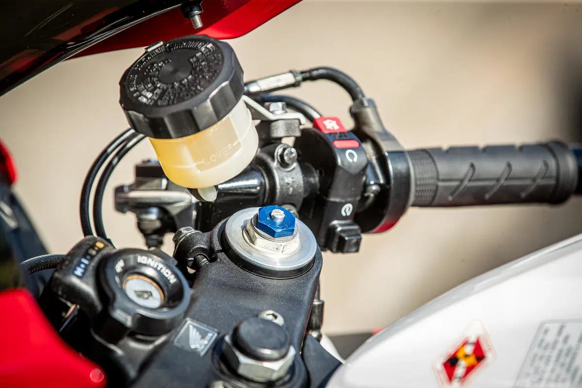 Honda CBR 600 RR (2009 - 12) (8)
