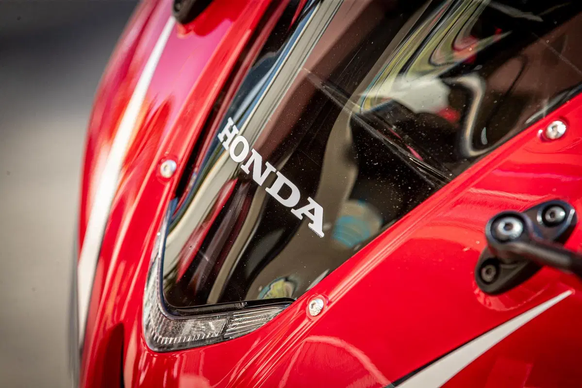Honda CBR 600 RR (2009 - 12) (11)
