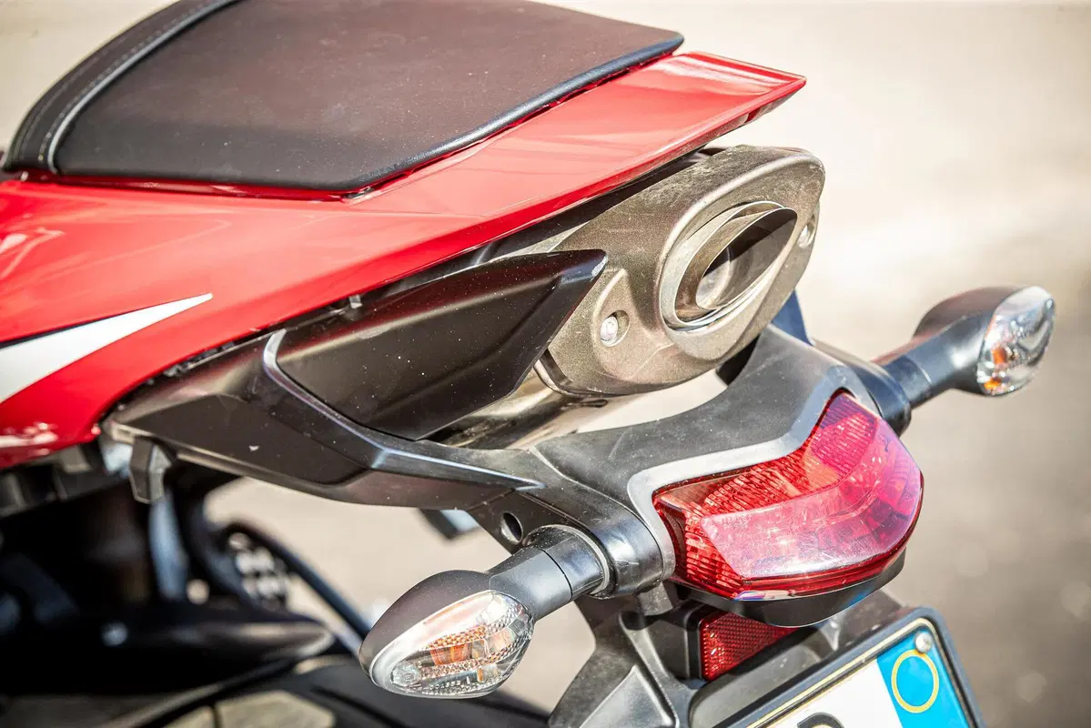 Honda CBR 600 RR (2009 - 12) (14)