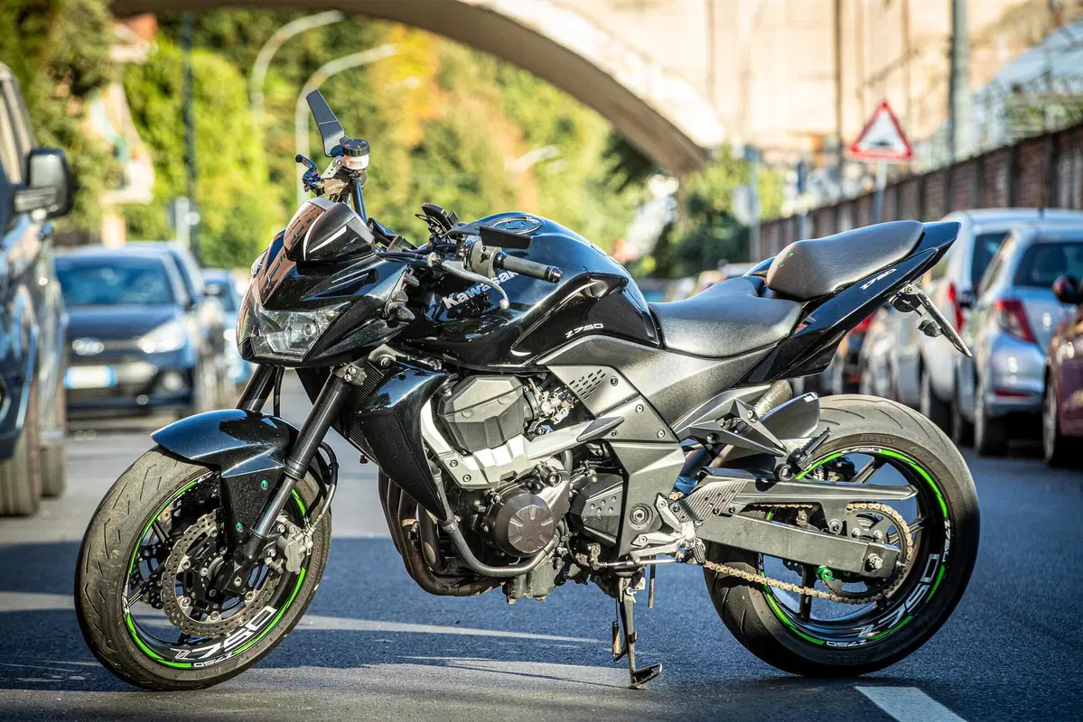 Kawasaki Z 750 (2007 - 14) (7)