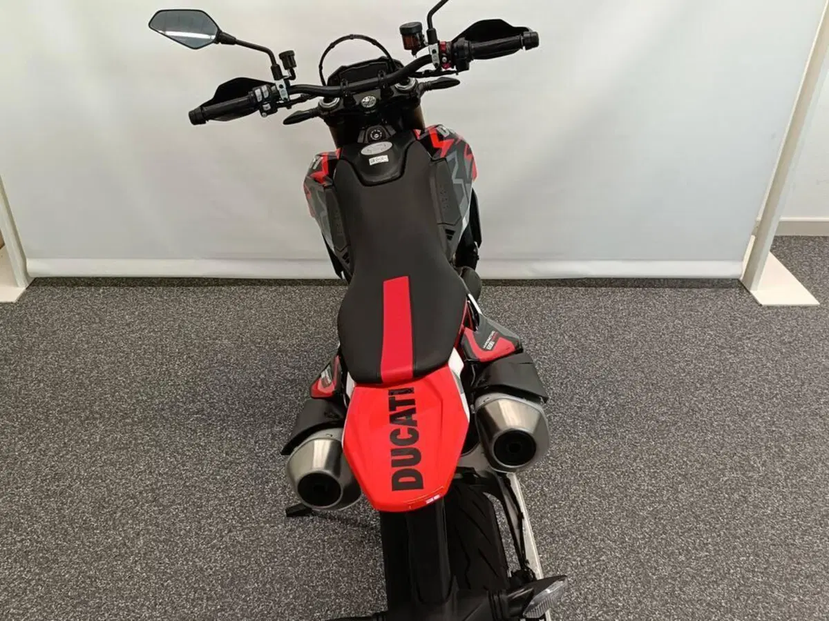 Ducati Hypermotard 698 Mono RVE (2024 - 26) (5)