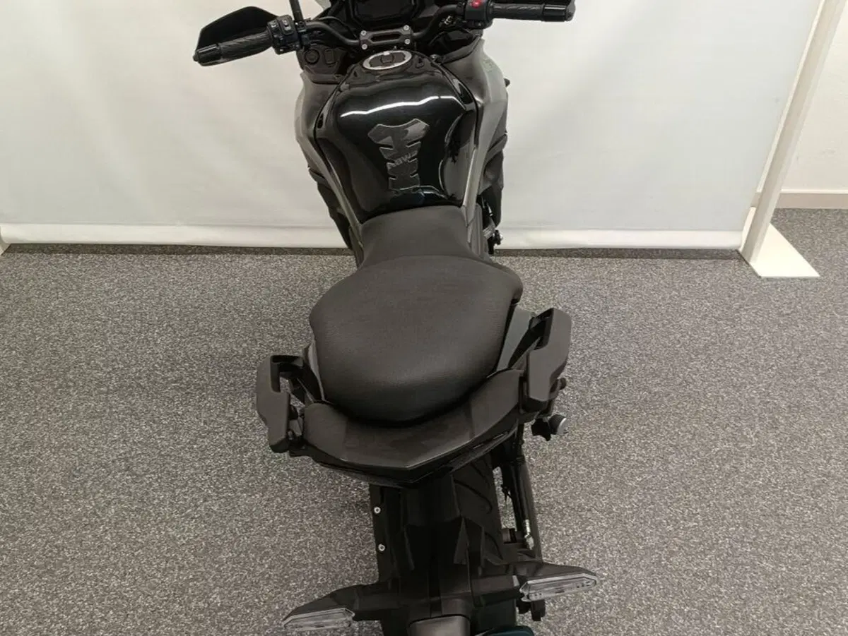Kawasaki Versys 650 (2025 - 27) (5)