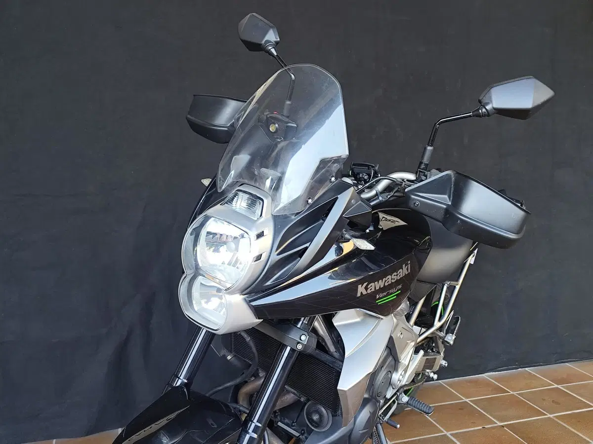 Kawasaki Versys 650 (2010 - 13) (8)