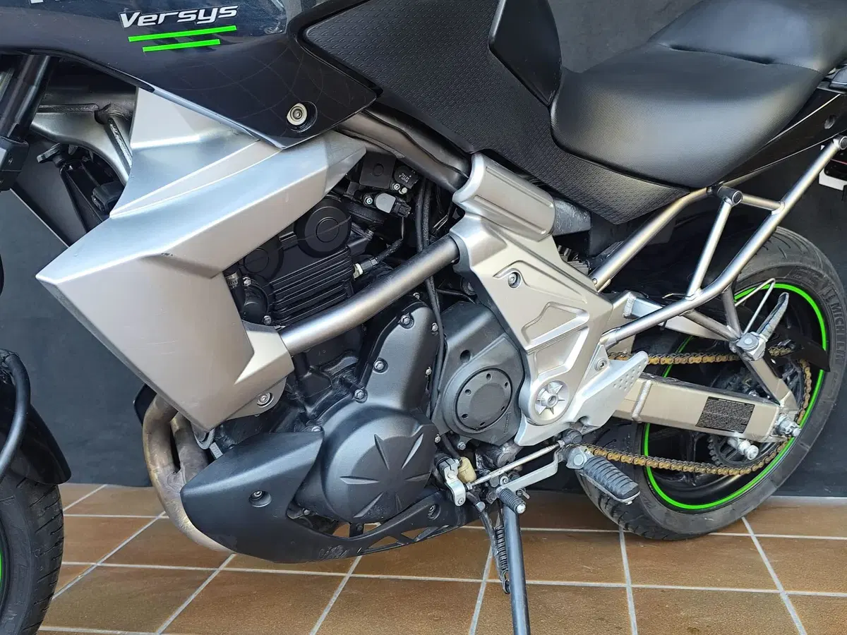 Kawasaki Versys 650 (2010 - 13) (17)