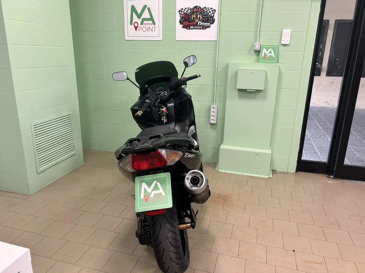 Yamaha T-Max 500 Night Max (2007 - 08) (4)