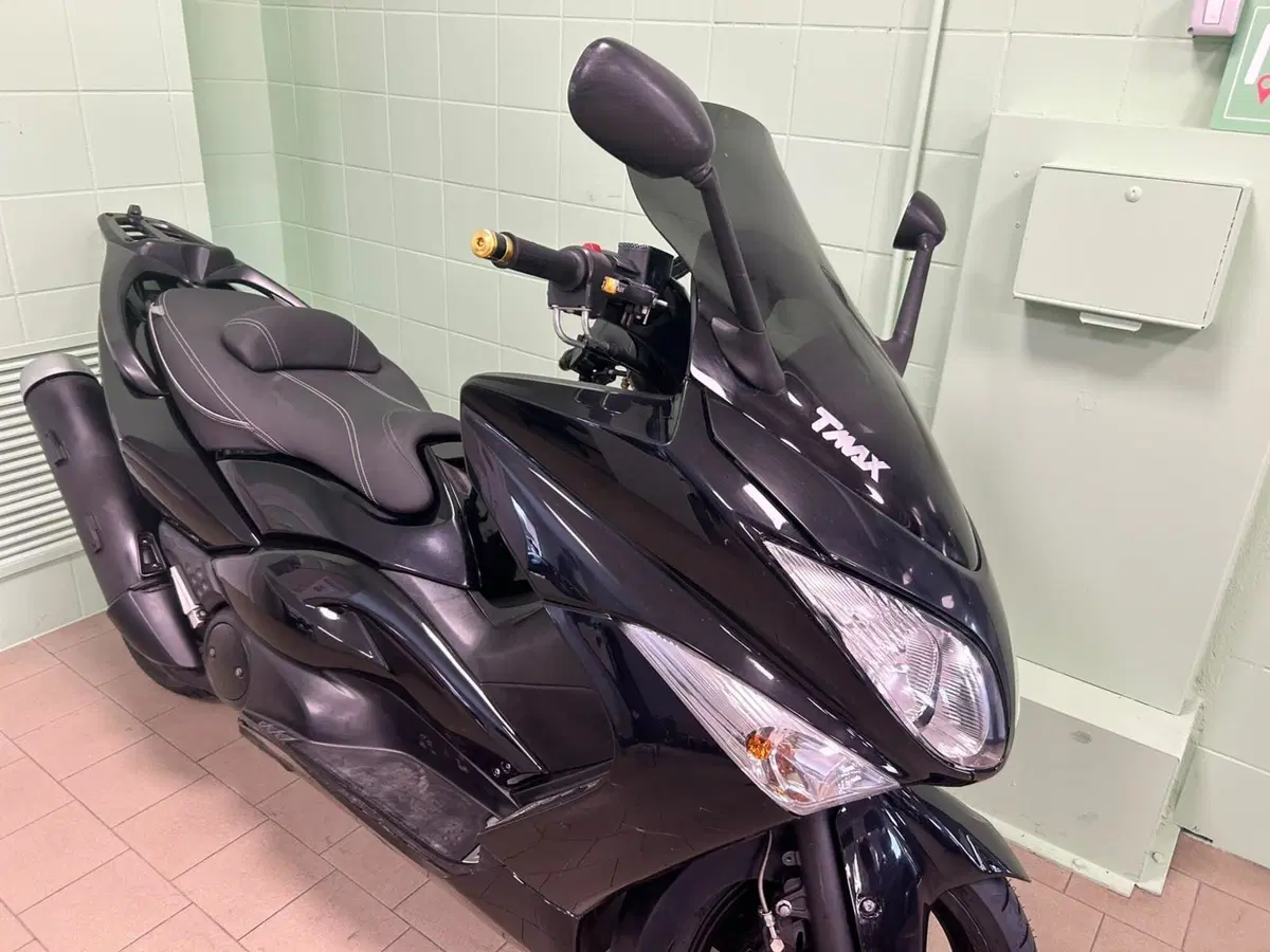 Yamaha T-Max 500 Night Max (2007 - 08) (13)