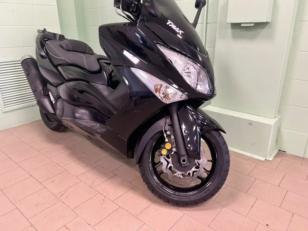 Yamaha T-Max 500 Night Max (2007 - 08) (14)