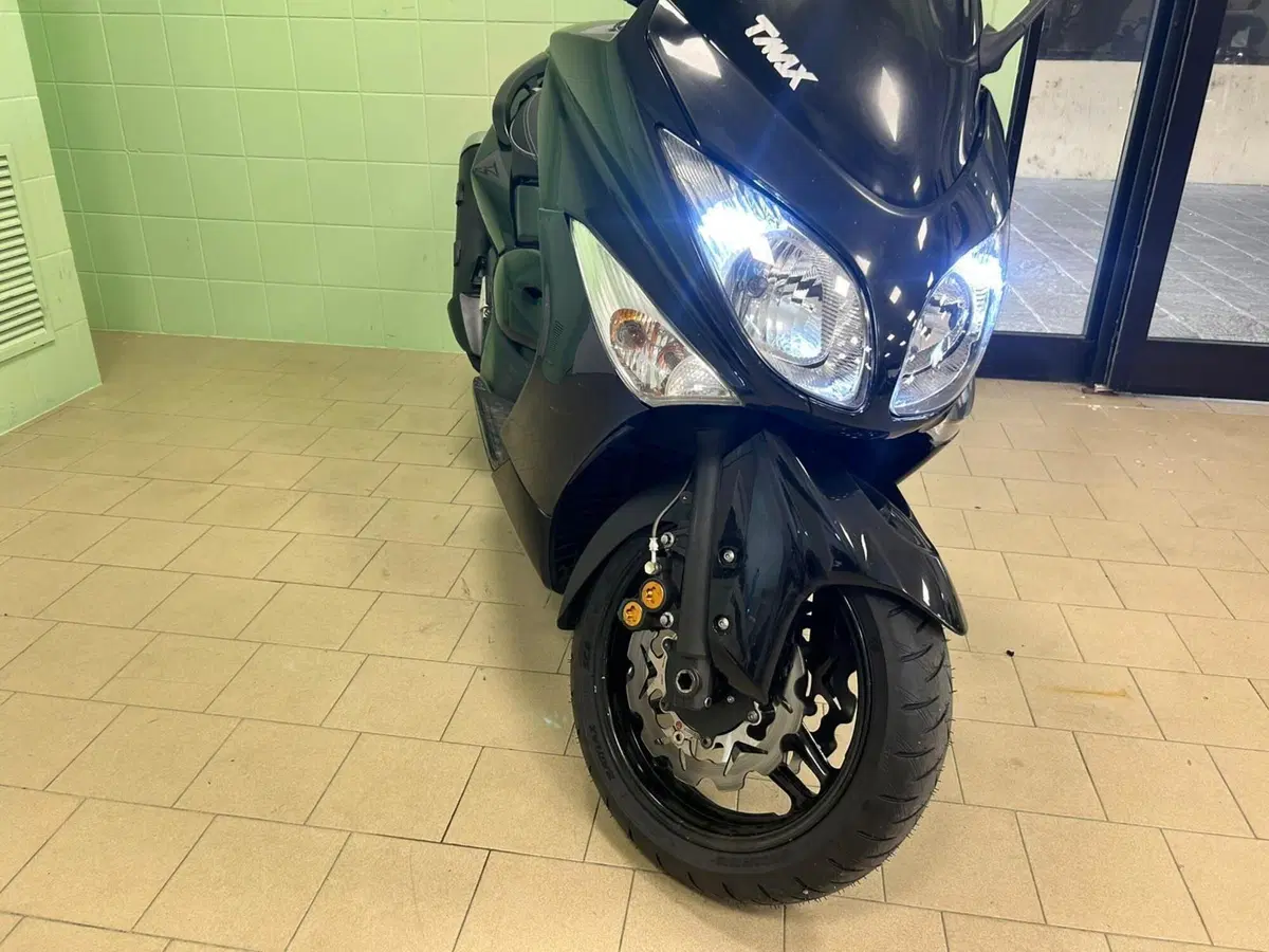 Yamaha T-Max 500 Night Max (2007 - 08) (18)