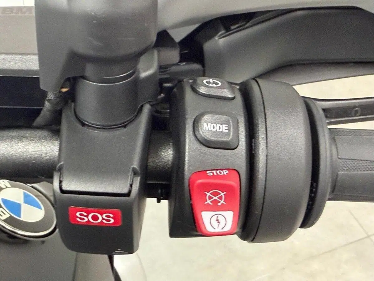 Bmw R 1300 GS (2023 - 26) (9)