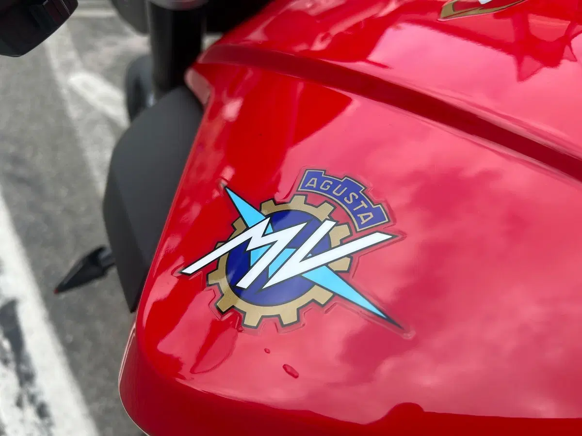 MV Agusta Brutale 675 EAS ABS (2011 - 16) (3)