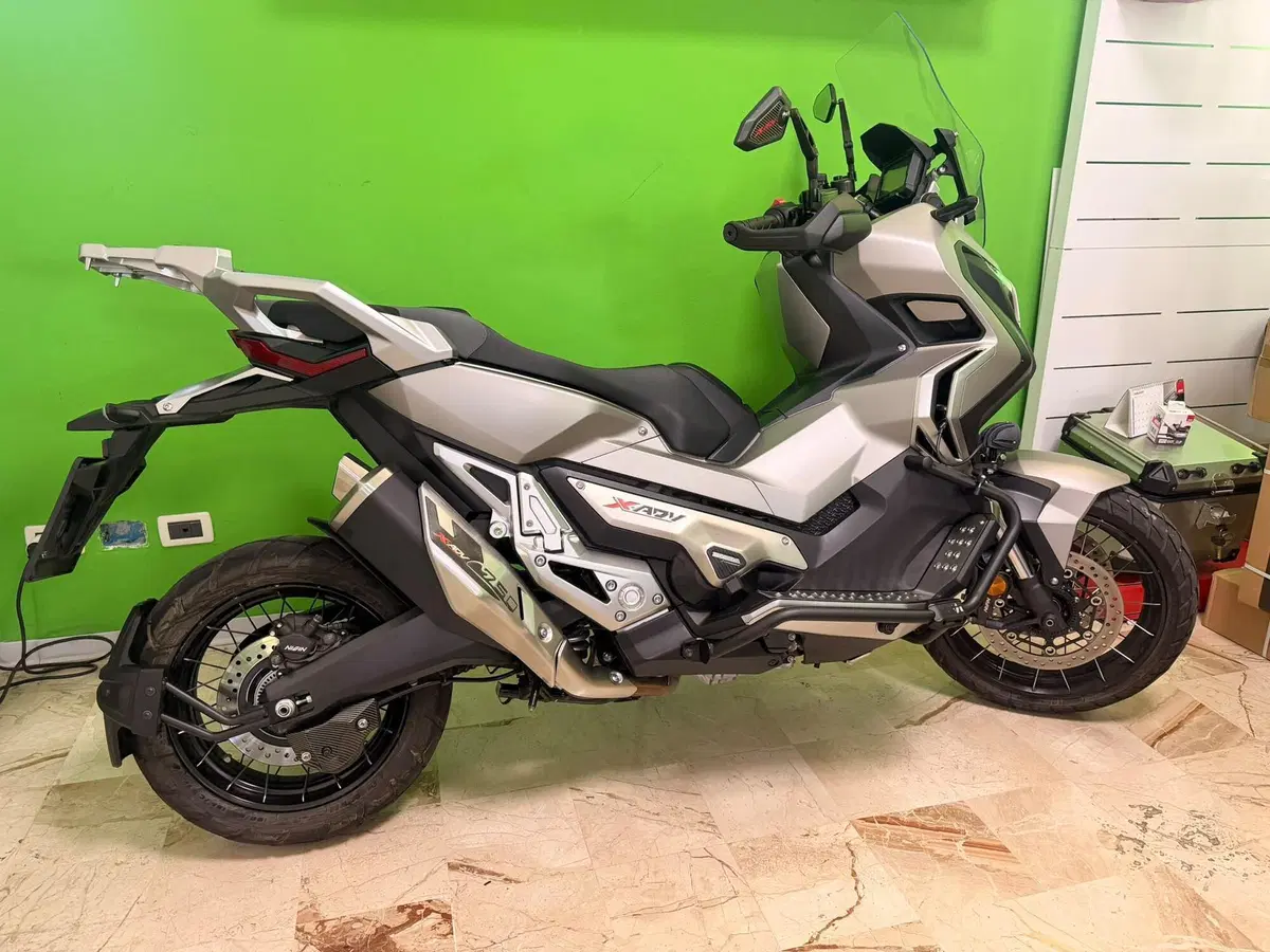 Honda X-ADV 750 DCT (2021 - 24) (2)