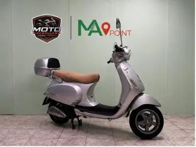 Vespa LX 150 (2005 - 11) usata