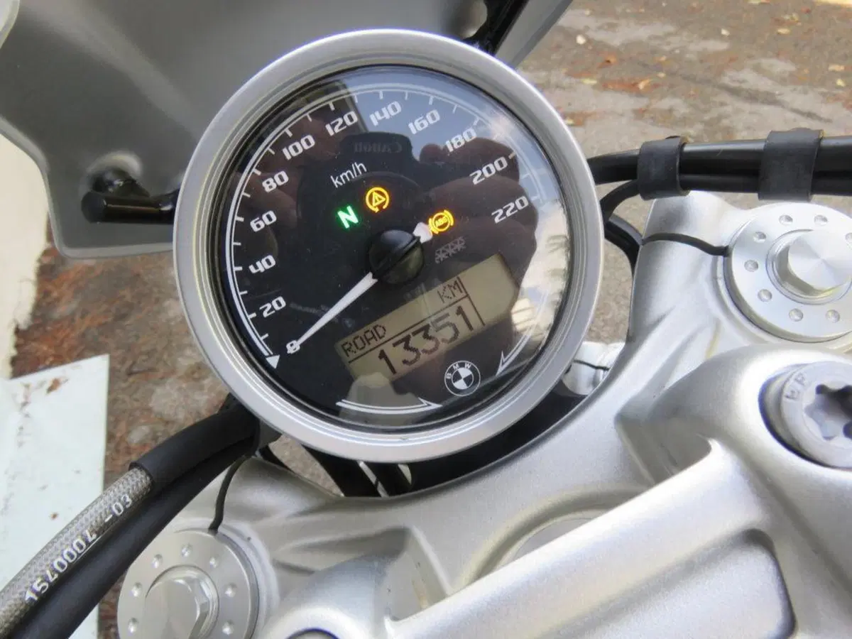 Bmw R nineT 1200 Scrambler (2016 - 20) (6)