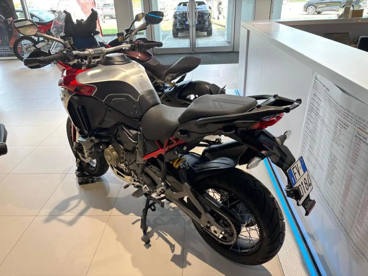 Ducati Multistrada V4 S (2025 - 26) (4)