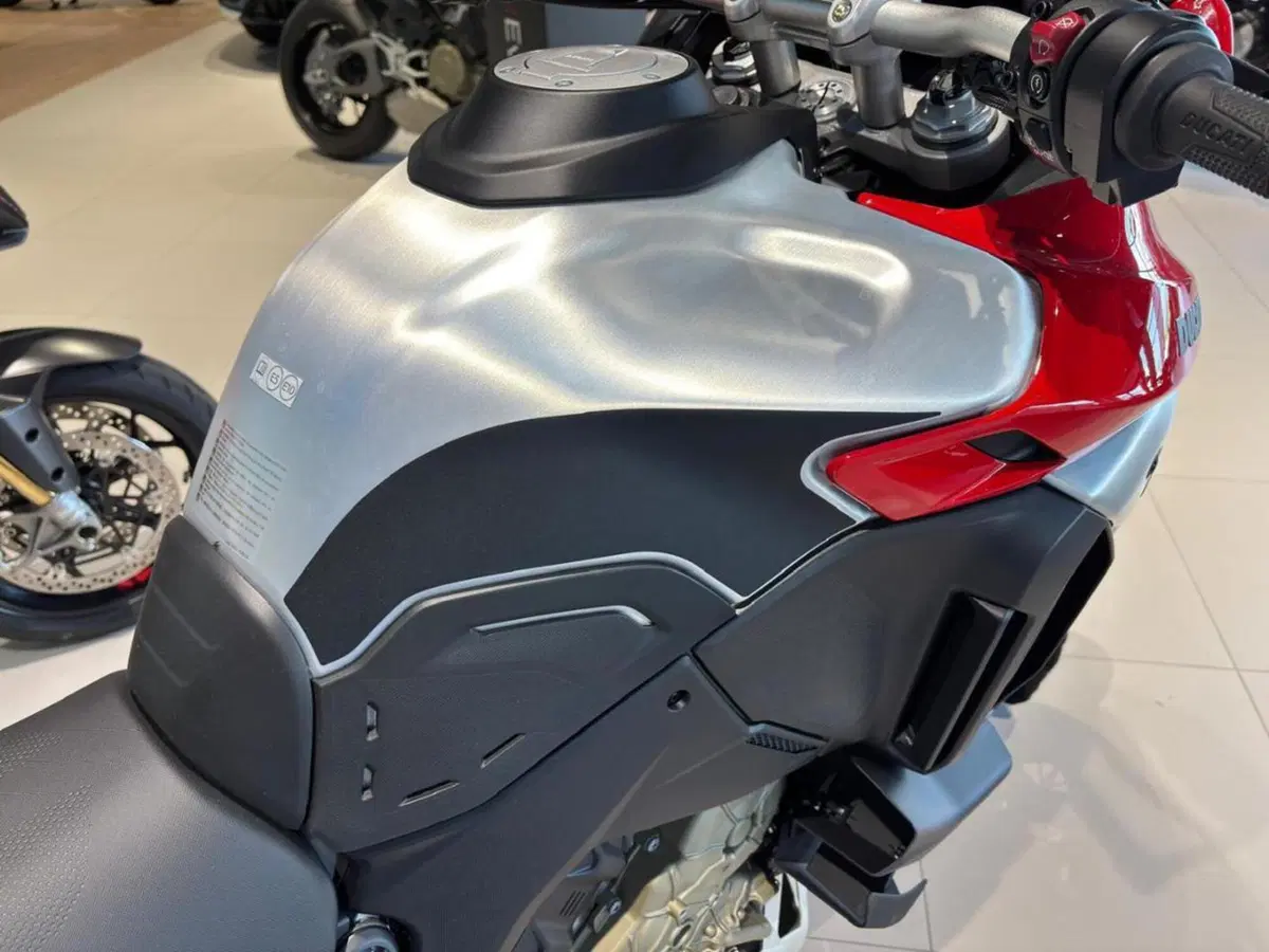 Ducati Multistrada V4 S (2025 - 26) (10)