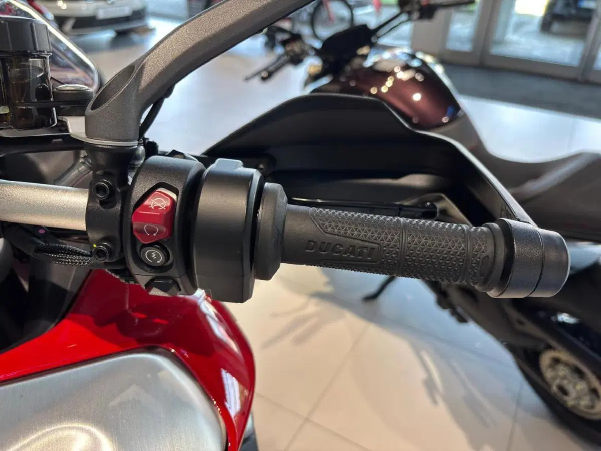 Ducati Multistrada V4 S (2025 - 26) (12)