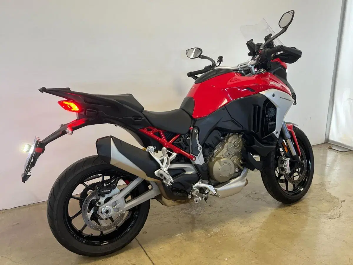 Ducati Multistrada V4 S (2021 - 24) (7)