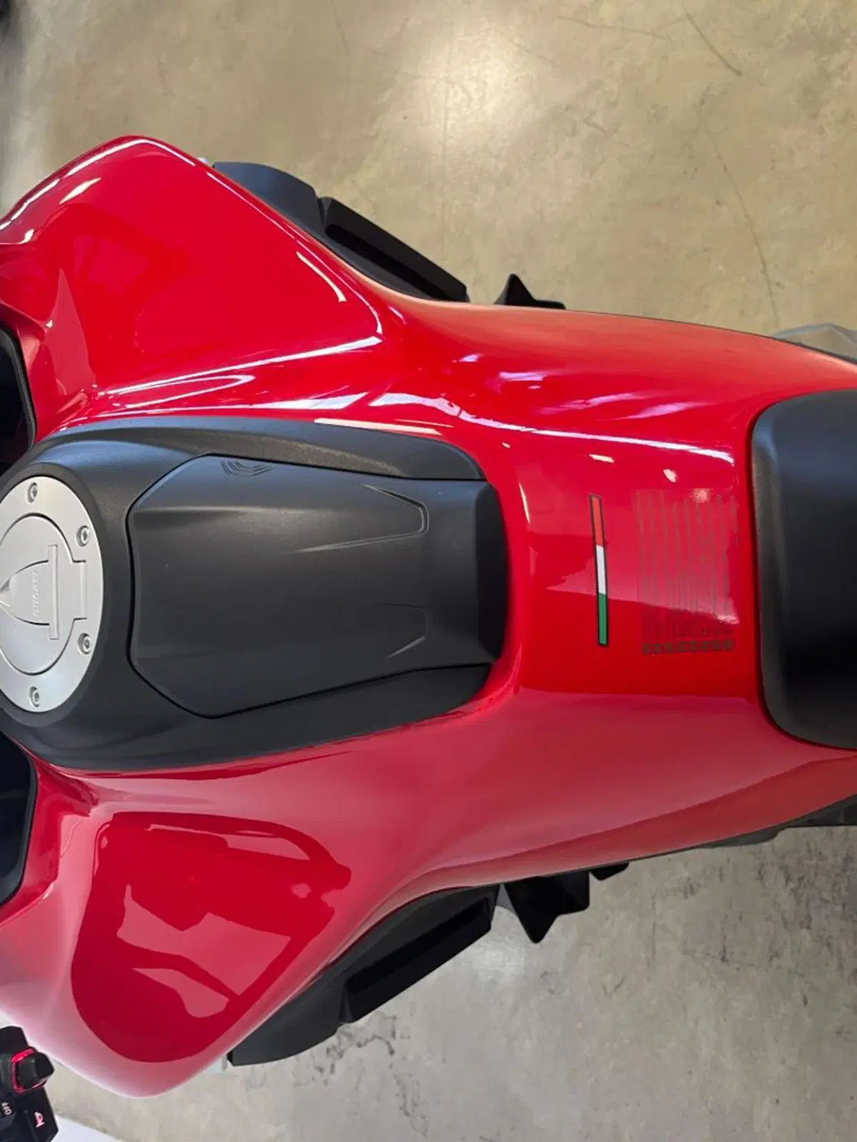 Ducati Multistrada V4 S (2021 - 24) (9)