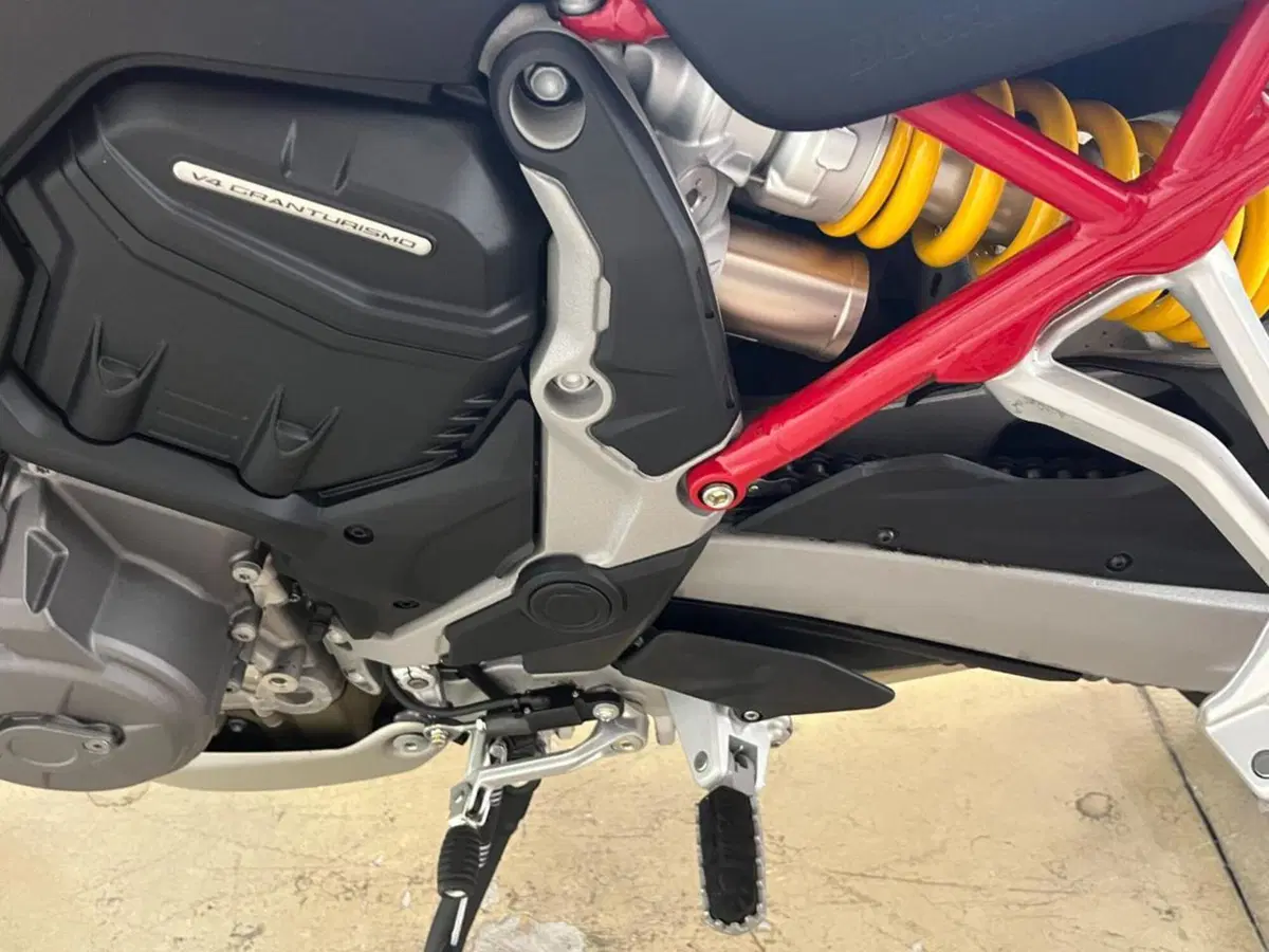 Ducati Multistrada V4 S (2021 - 24) (10)
