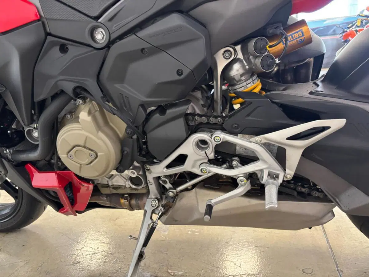 Ducati Streetfighter V4 S (2025 - 26) (8)