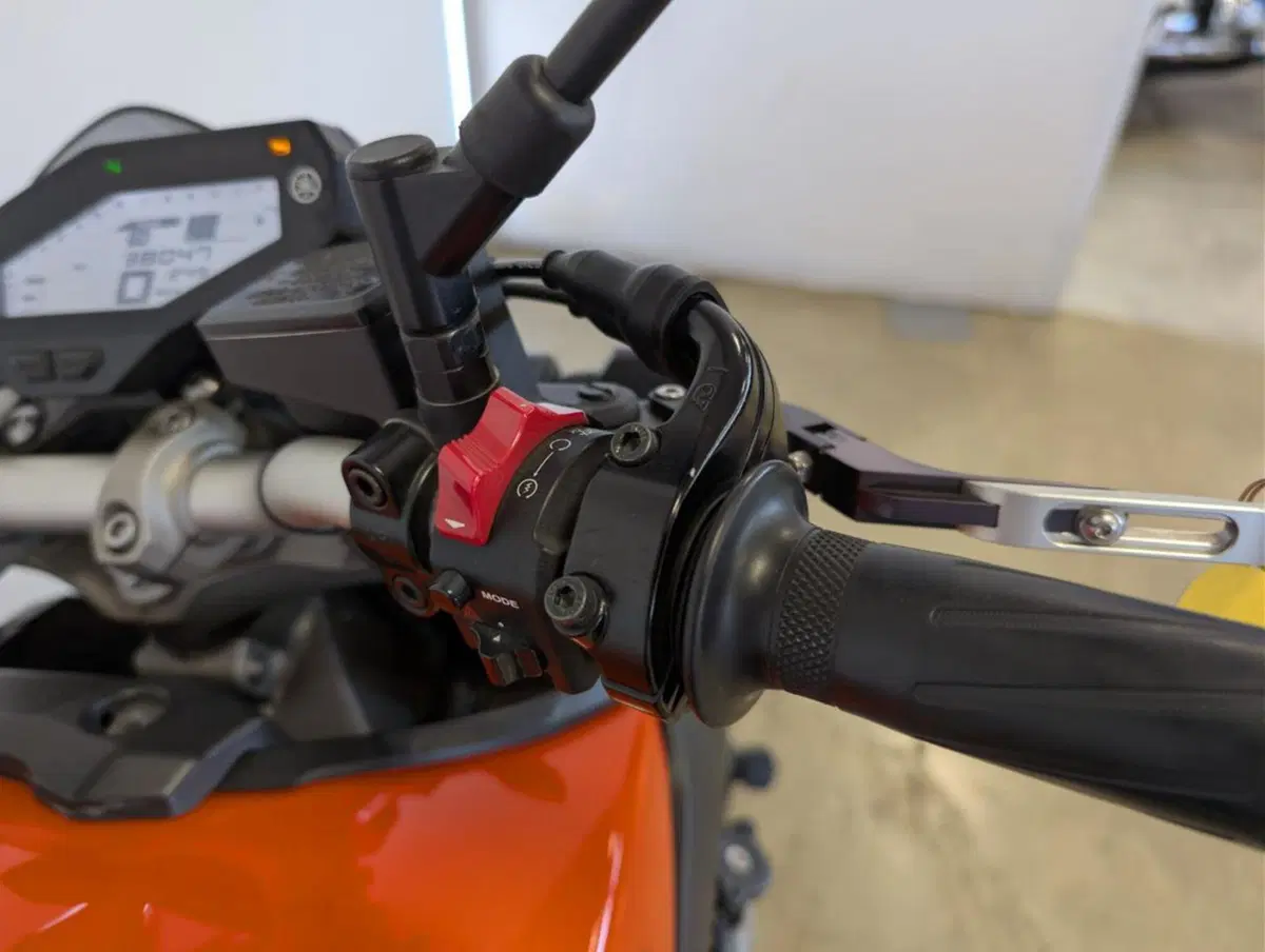 Yamaha MT-09 ABS (2013 - 15) (10)